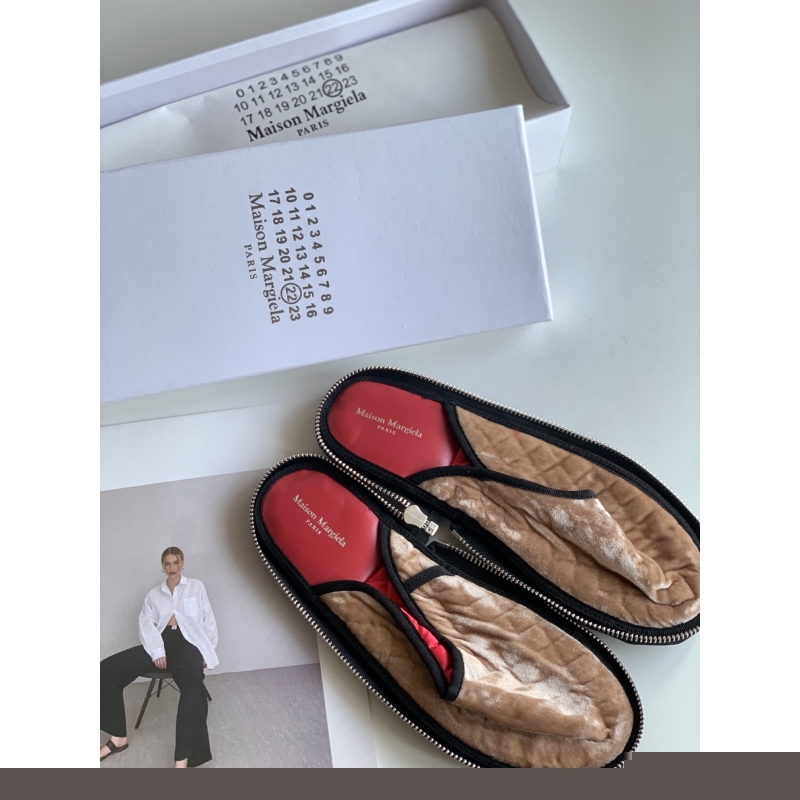 Other Slippers